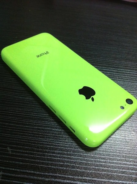budget-iphone-green-3.jpg