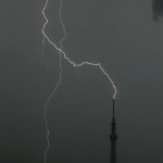 lightning-tokyo-tower.jpg