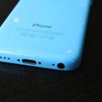 iPhone-5c-docomo-blue-model-7.jpg
