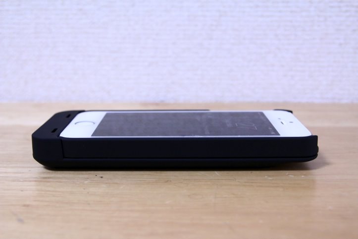 cheero-power-case-for-iphone5-5s-23.jpg