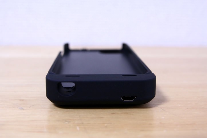 cheero-power-case-for-iphone5-5s-5.jpg