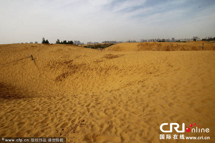china-tries-to-make-lake-but-ends-in-desert-2.jpg