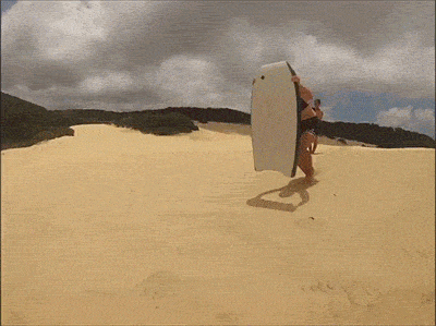 people-who-should-stay-away-from-the-beach-12.gif