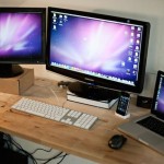 Mac-Workstation-With-Wooden-Desks-14.jpeg