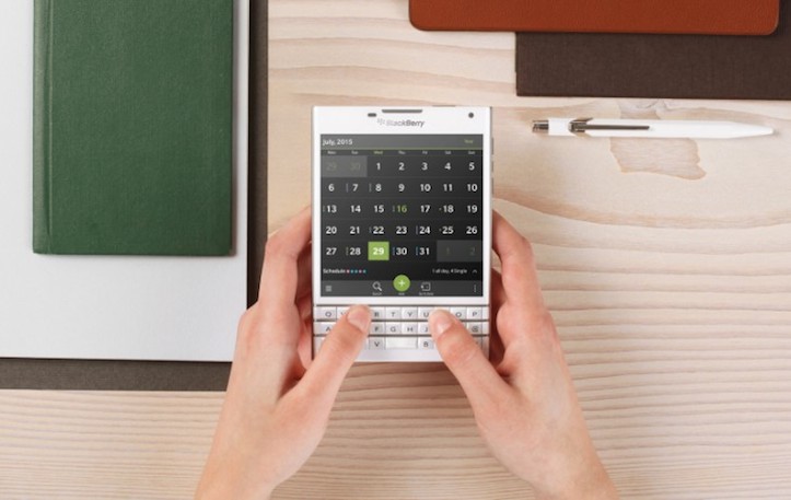 ビジネス用スマホ Blackberry Passport が正式発表 4 5インチディスプレイ搭載の不思議なデバイス ゴリミー