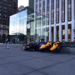 waiting-in-line-for-new-iphone.jpg