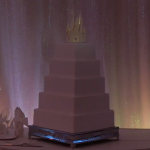 projection-mapping-wedding-cake-3.png