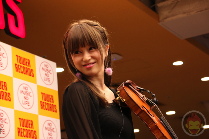 美人すぎるバイオリニスト こと岡部磨知 メジャーデビュー 渋谷タワレコのインストアイベントを撮ってきました ゴリミー