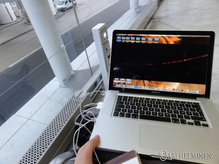 macbook-pro-airport.jpg