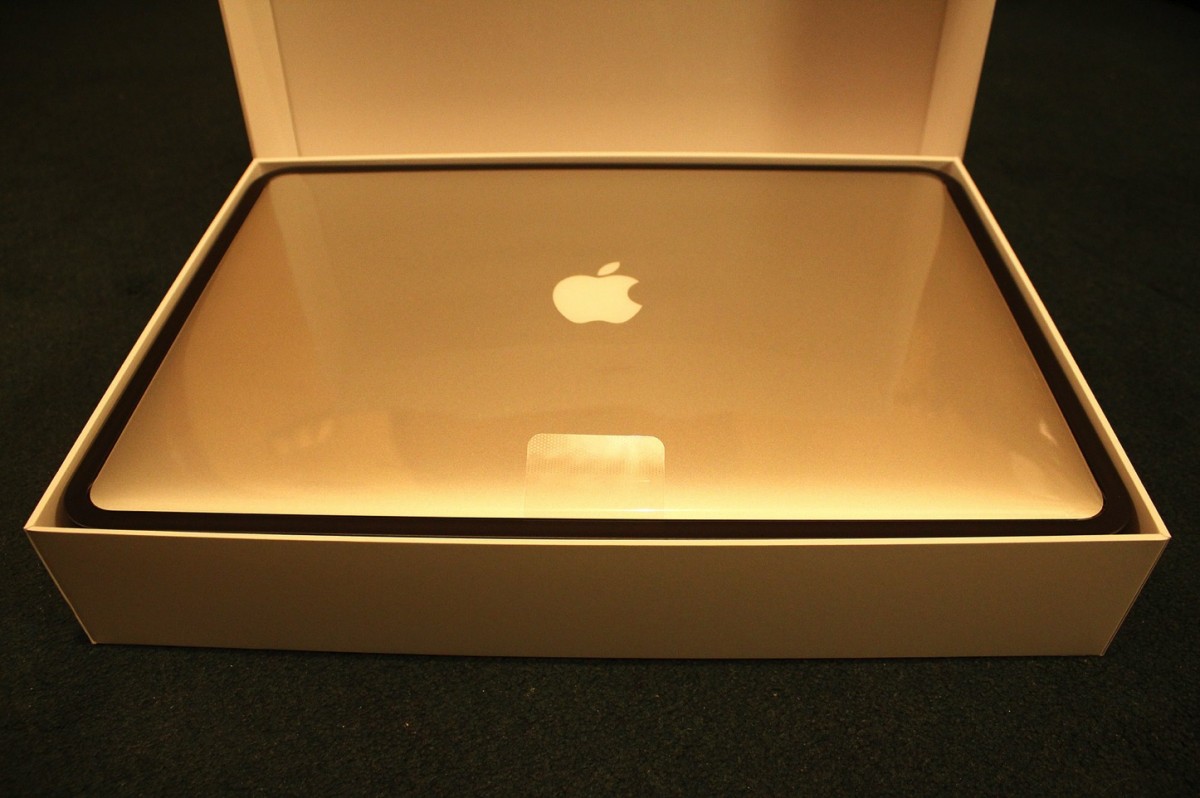 MacBook-Unboxing.jpg