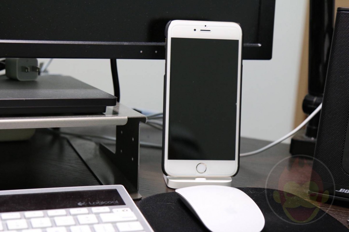 Apple-Lightning-Dock-24.JPG