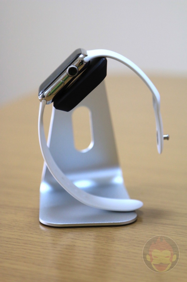 Spigen-Apple-Watch-Stand-11.JPG