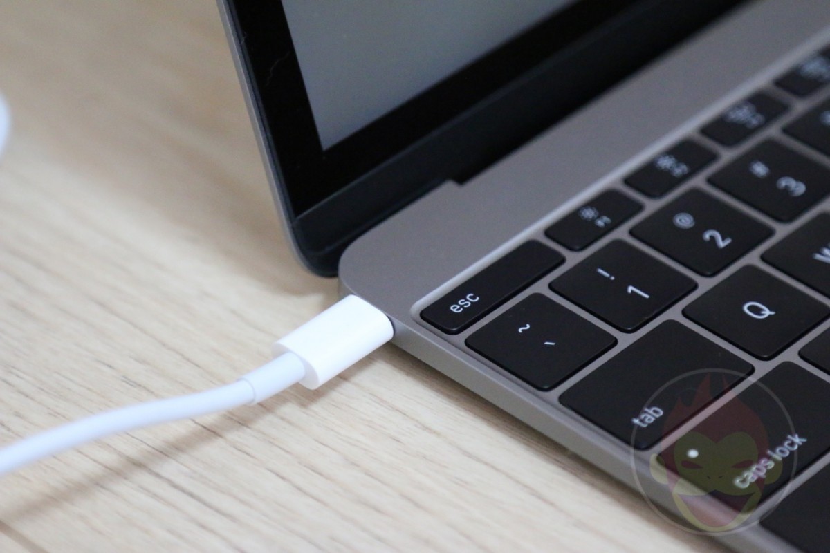 USB-C-VS-Magsafe-02.JPG