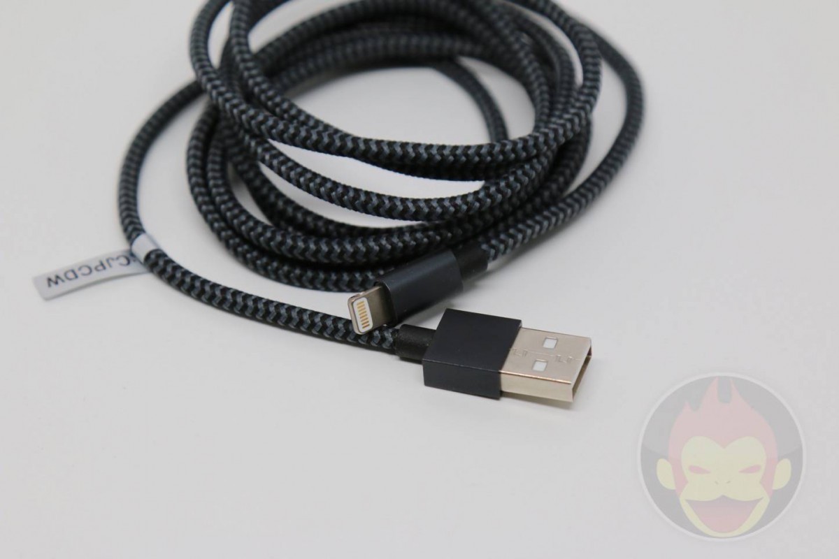 Anker-Lightning-Cable-05.jpg