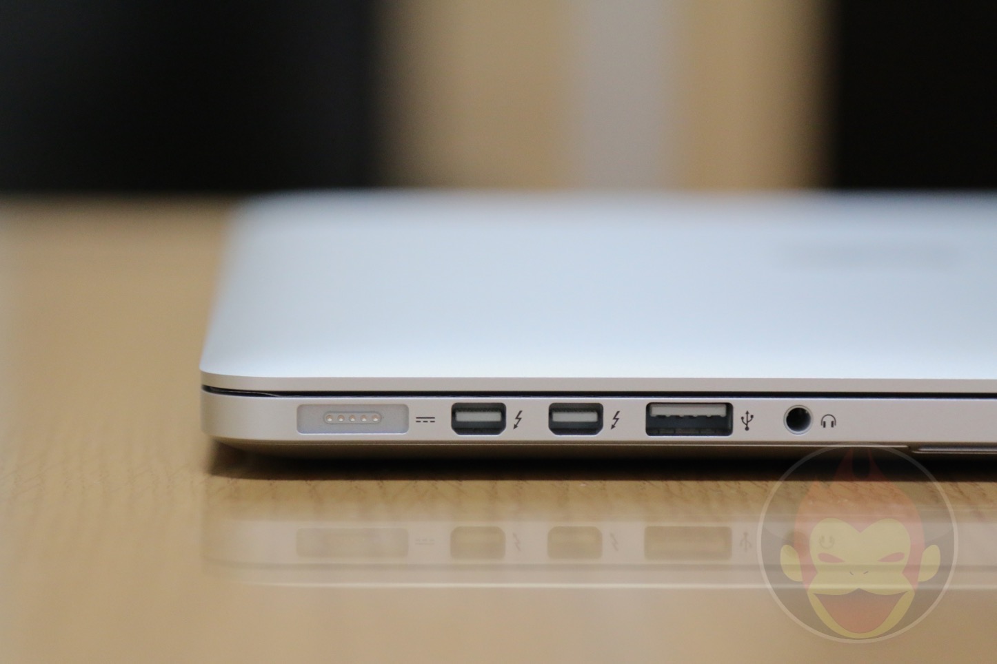 MacBook-Pro-Retina-Mid-2015-15inch-09.jpg