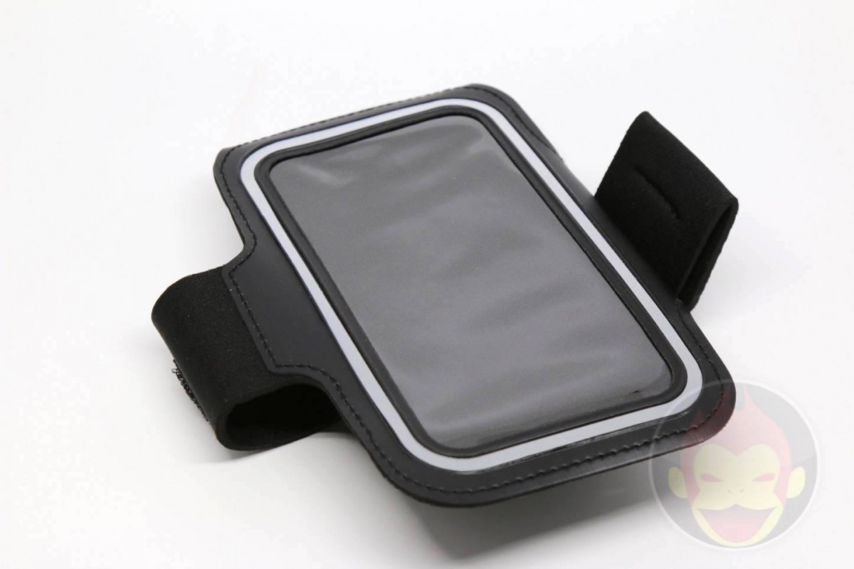 iPhone-6-Plus-Running-Arm-Band-02.JPG