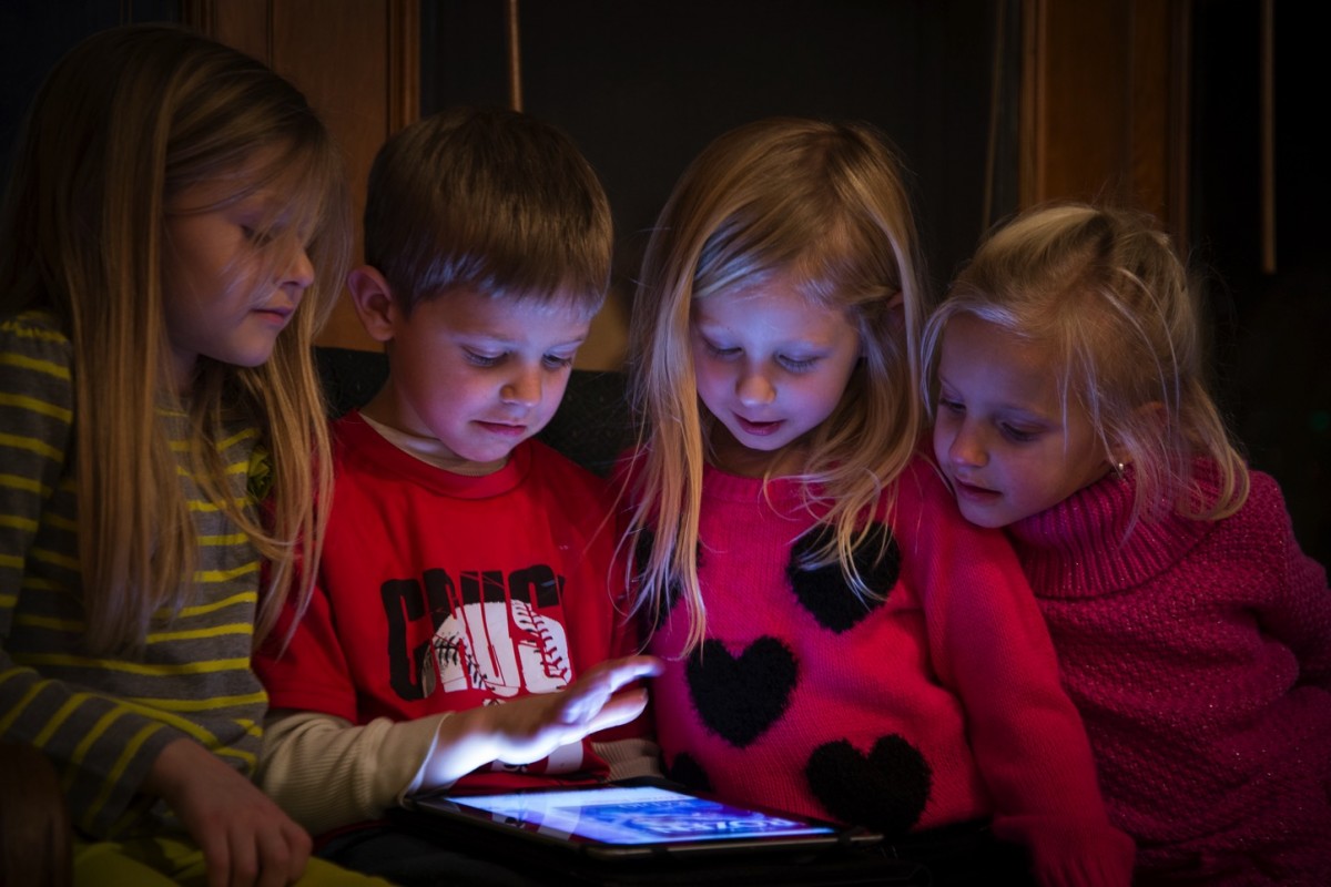 Kids-Using-iPads.jpg