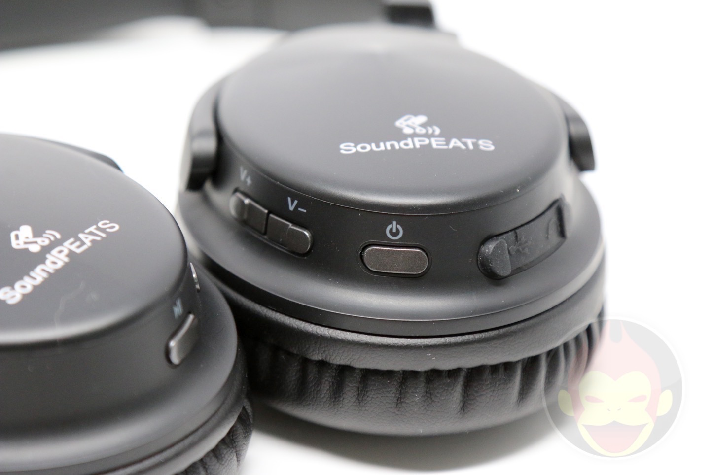Soundpeats-A1-Wireless-Headphones-08.JPG