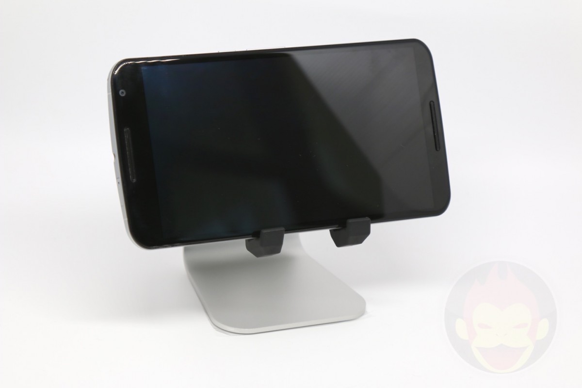 Spigen-S310-Smartphone-Stand-11.jpg