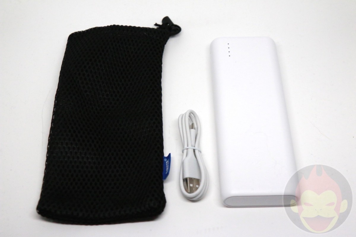 Anker-PowerCore-20100-Review-02.jpg