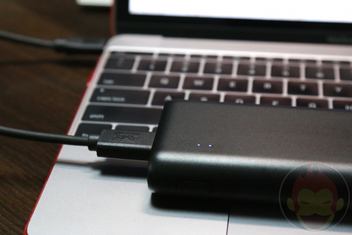 Anker-PowerCore-20100-Review-15.jpg