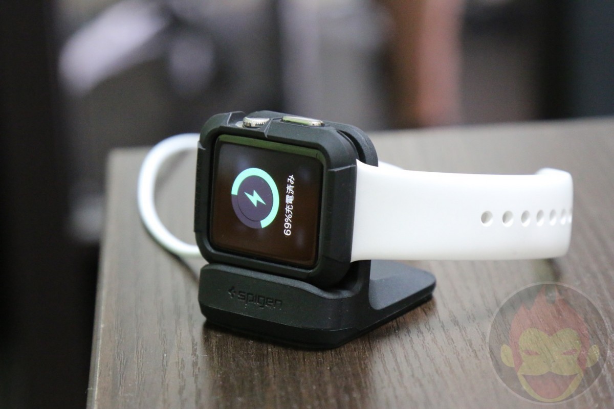 Spigen-S350-Apple-Watch-Stand-21.JPG