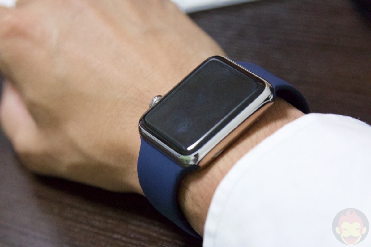Apple-Watch-Sports-Band-Midnight-Blue-08.jpg