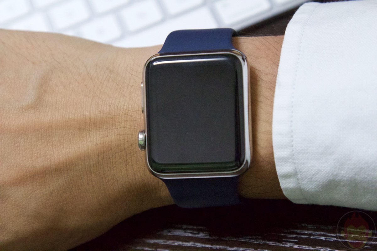 Apple-Watch-Sports-Band-Midnight-Blue-09.jpg