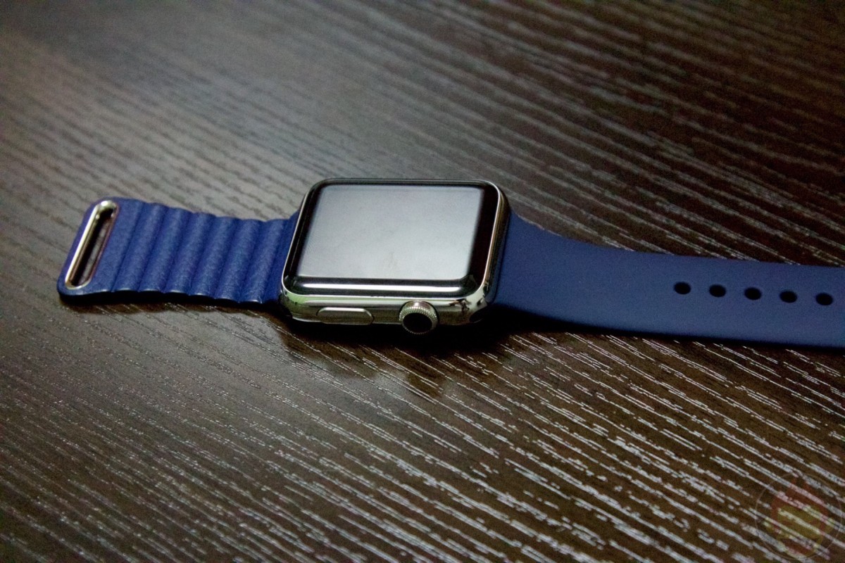 Apple-Watch-Sports-Band-Midnight-Blue-10.jpg