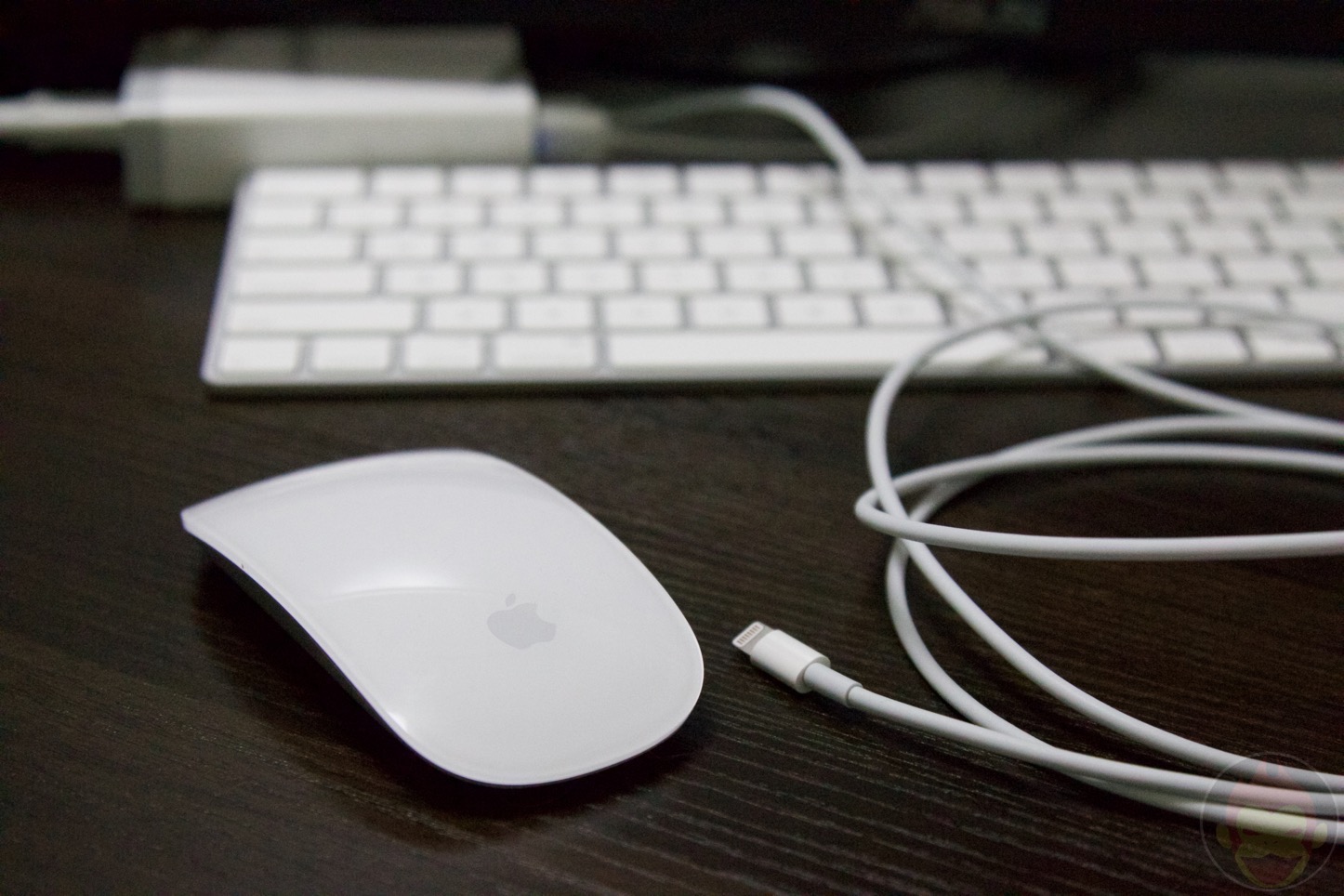 レビュー】「Magic Mouse 2」は2分間の充電で本当に9時間も持つのか 