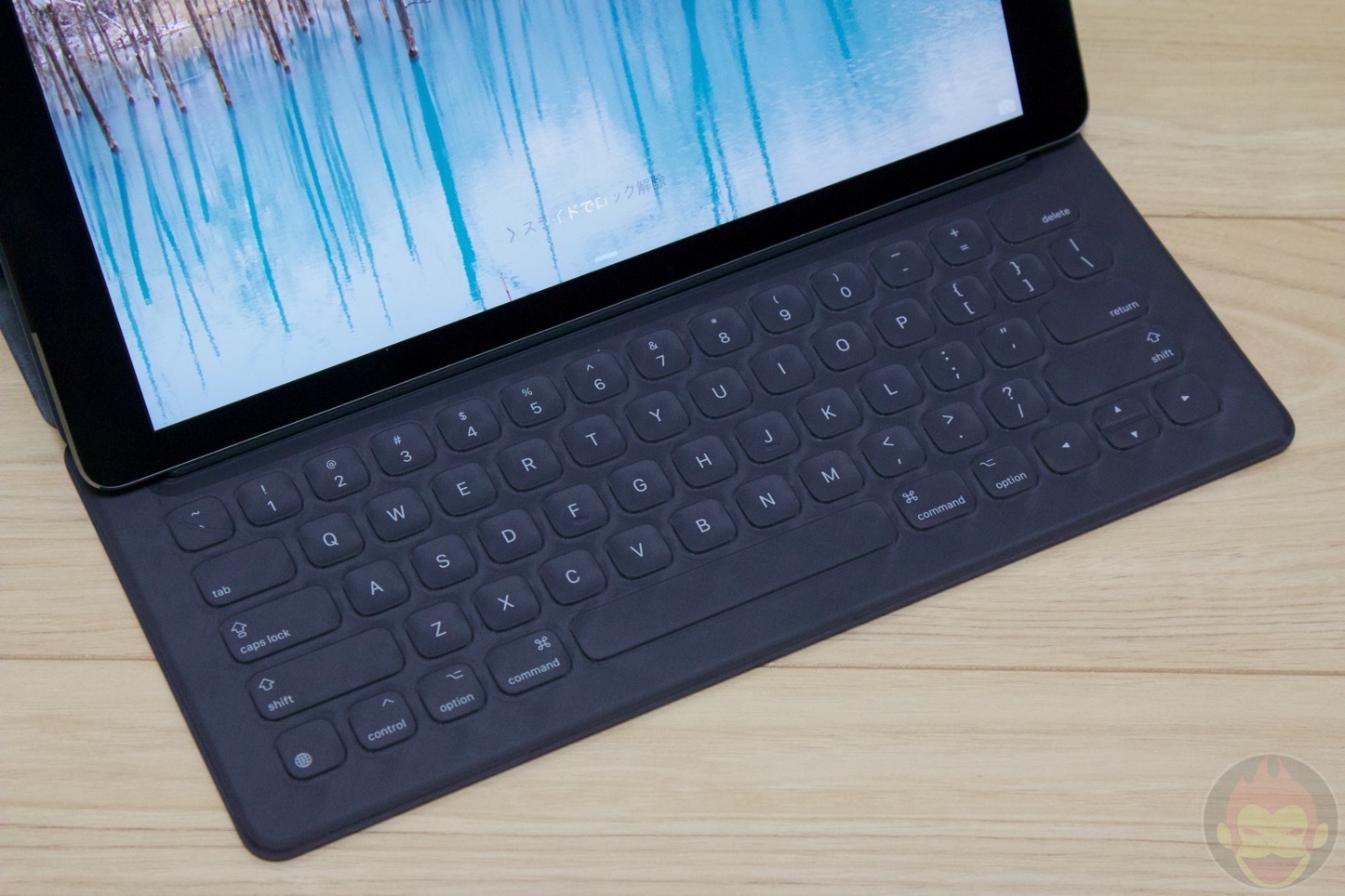 レビュー】Smart KeyboardはiPad Proのカバーにもなり、キーボードにも 