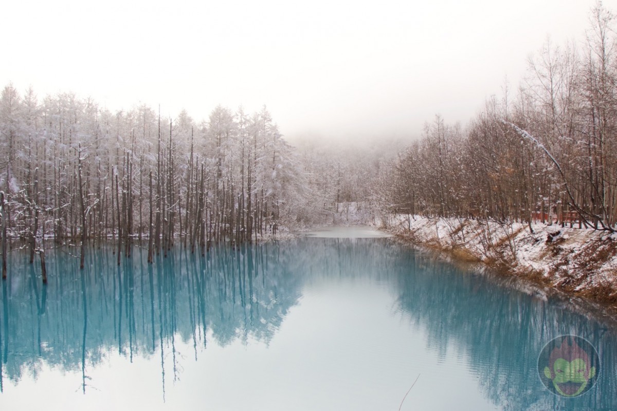 Blue-Pond-Hokkaido-03.jpg