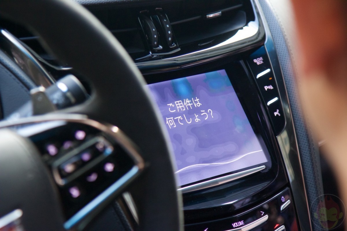 GM-cadillac-chevrolet-carplay-03.jpg