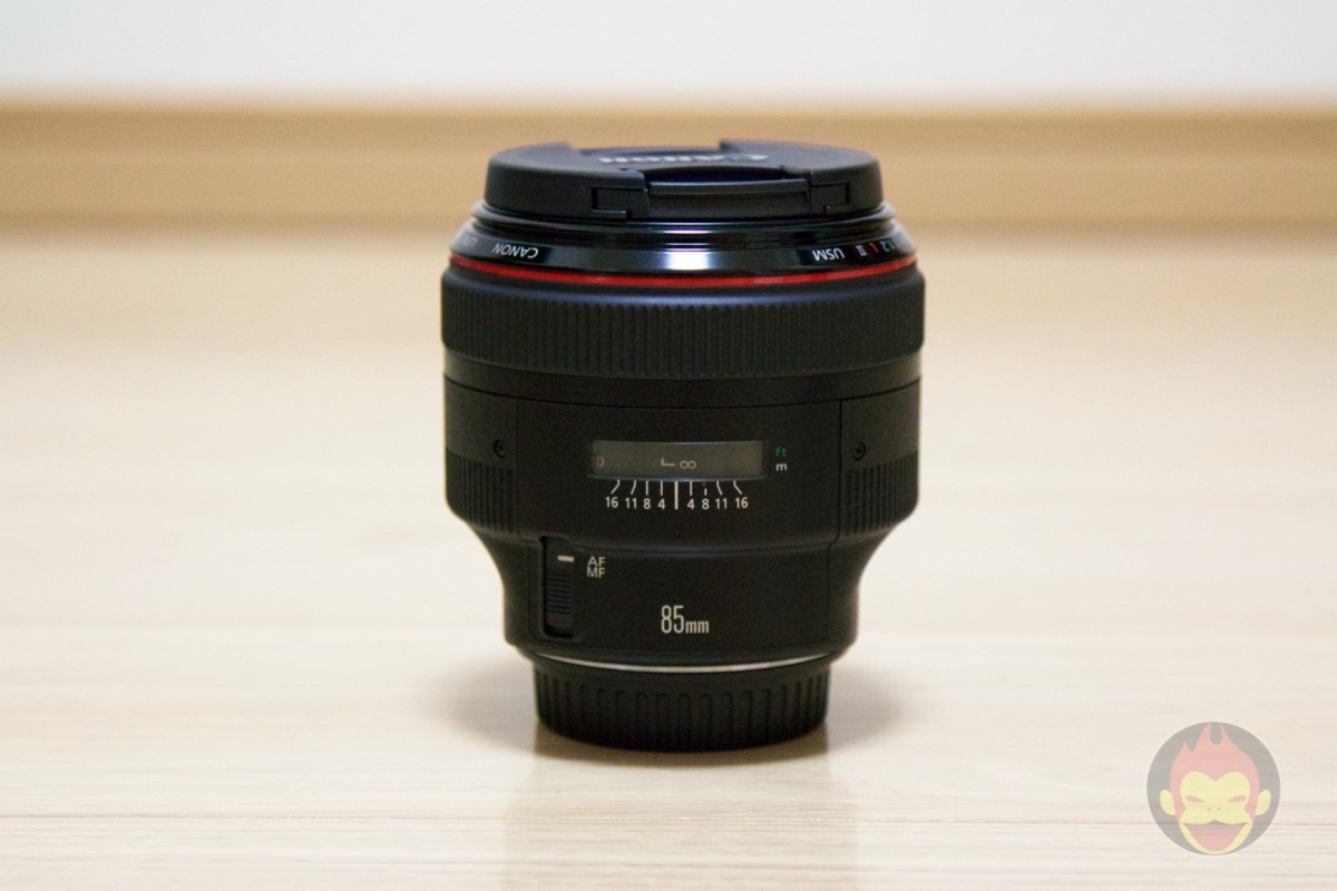 Canon-Lens-EF85mm-F1_2-II-USM-02.jpg