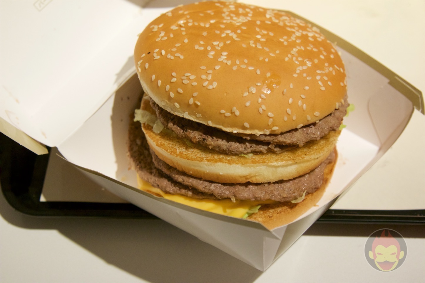 MacDonalds-Mega-Big-Mac-11.jpg
