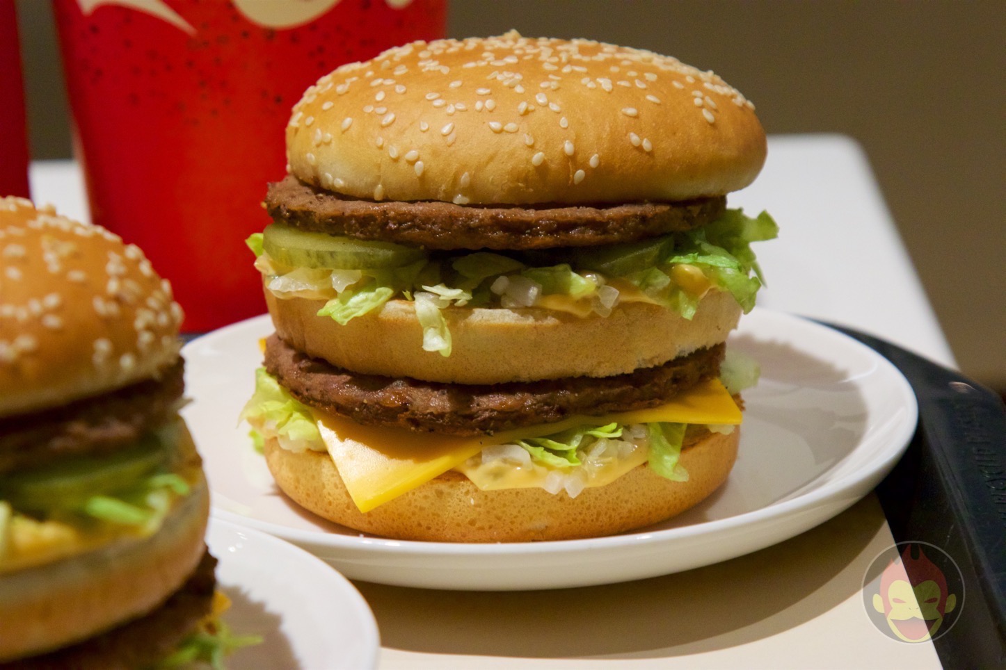 MacDonalds-Mega-Big-Mac-14.jpg