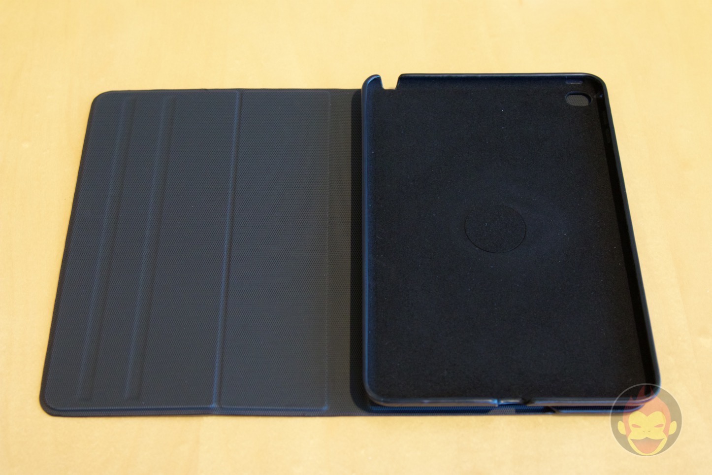 Sena-Cases-iPad-Mini-4-Case-02.jpg