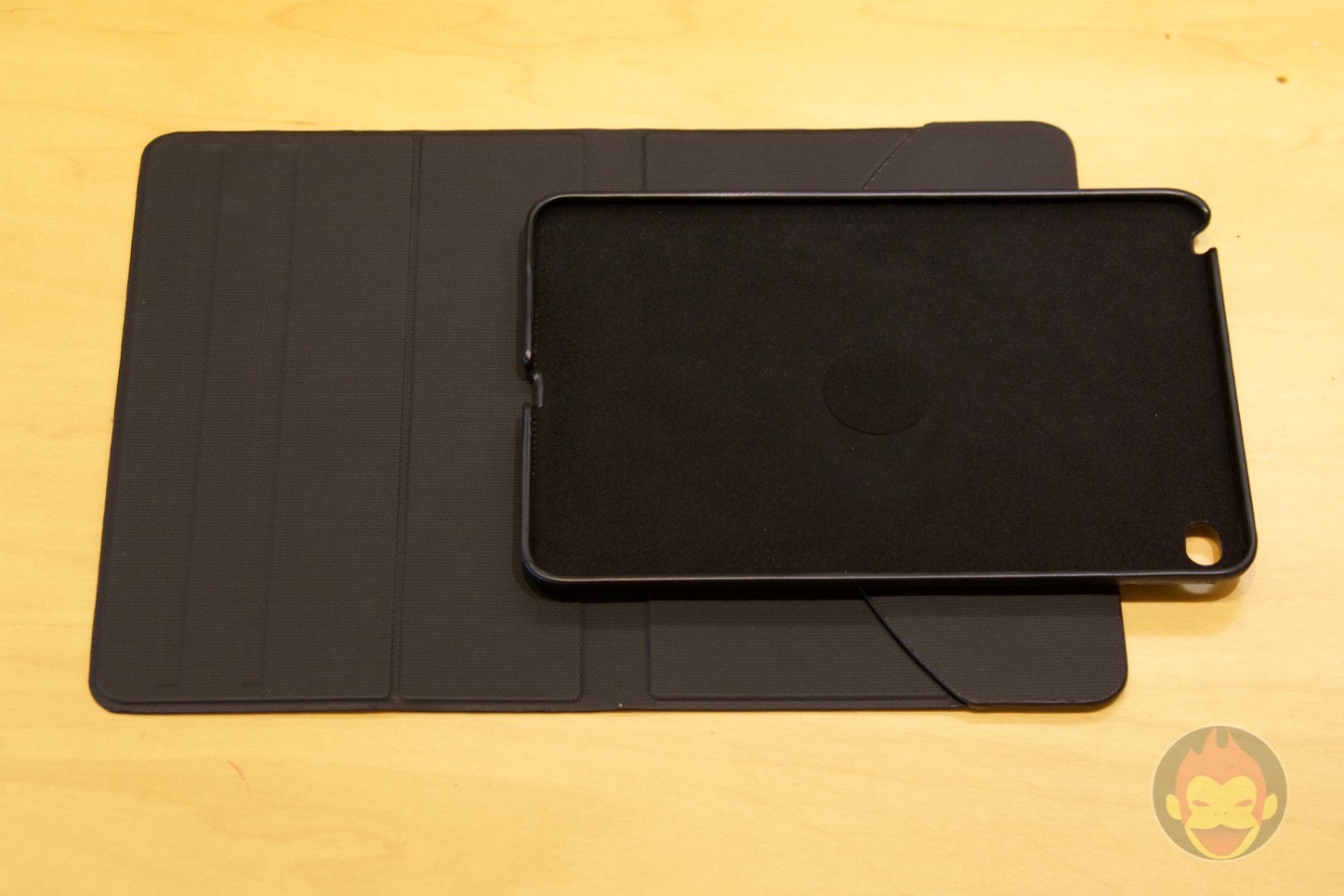 Sena-Cases-iPad-Mini-4-Case-04.jpg