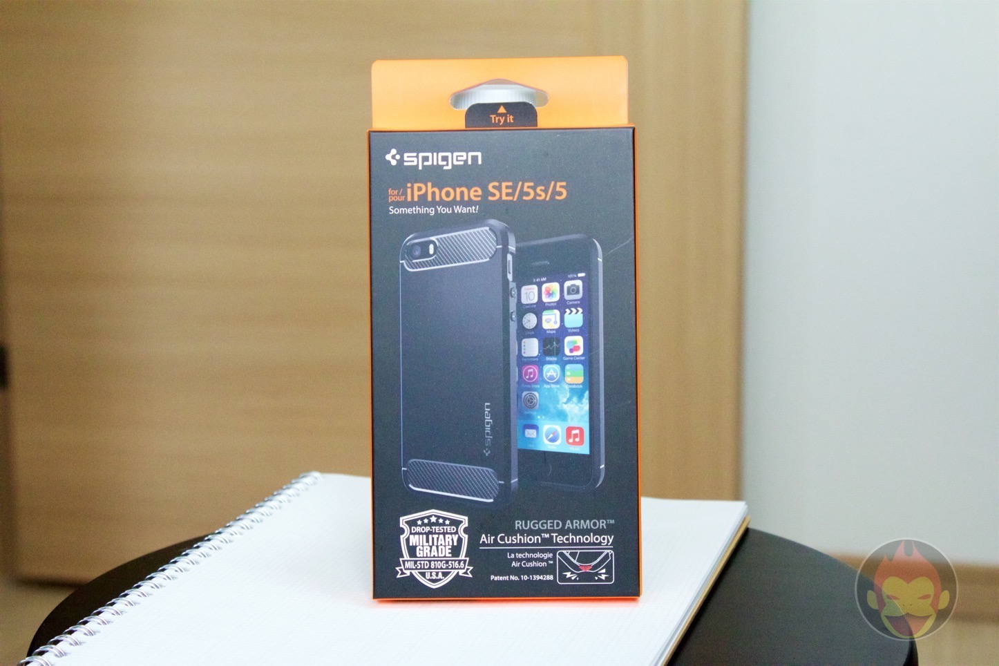 Spigen-Rugged-Case-iPhone-01.jpg