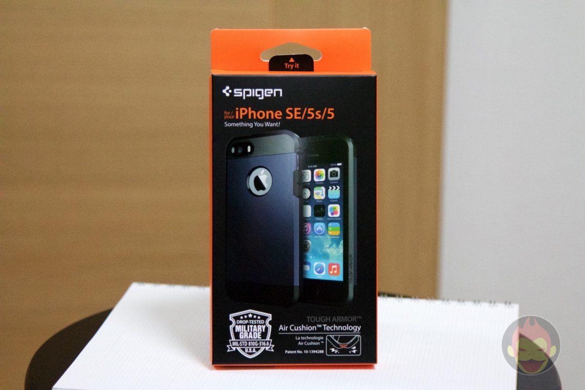 Spigen-Tough-Armor-iPhone-SE-Case-01.jpg