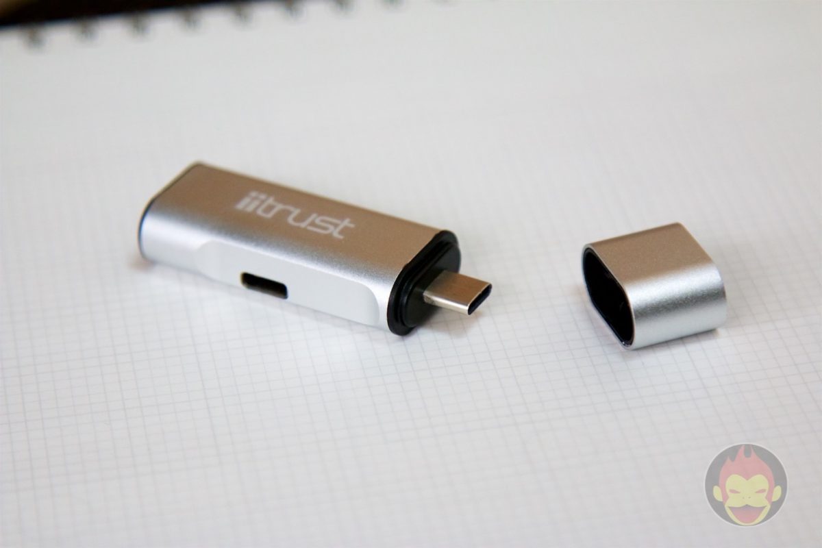 iitrust-MacBook-USB-Adapter-03.jpg