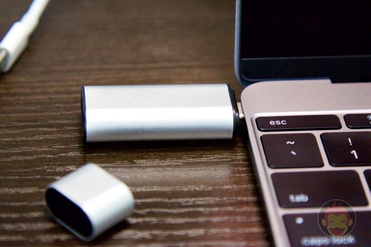 iitrust-MacBook-USB-Adapter-07.jpg