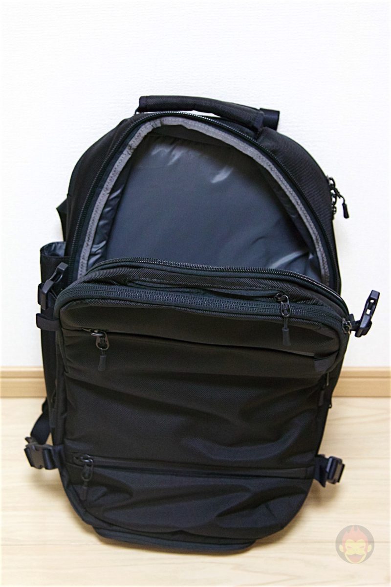Aer-Travel-BackPack-on-Kickstarter-23.jpg
