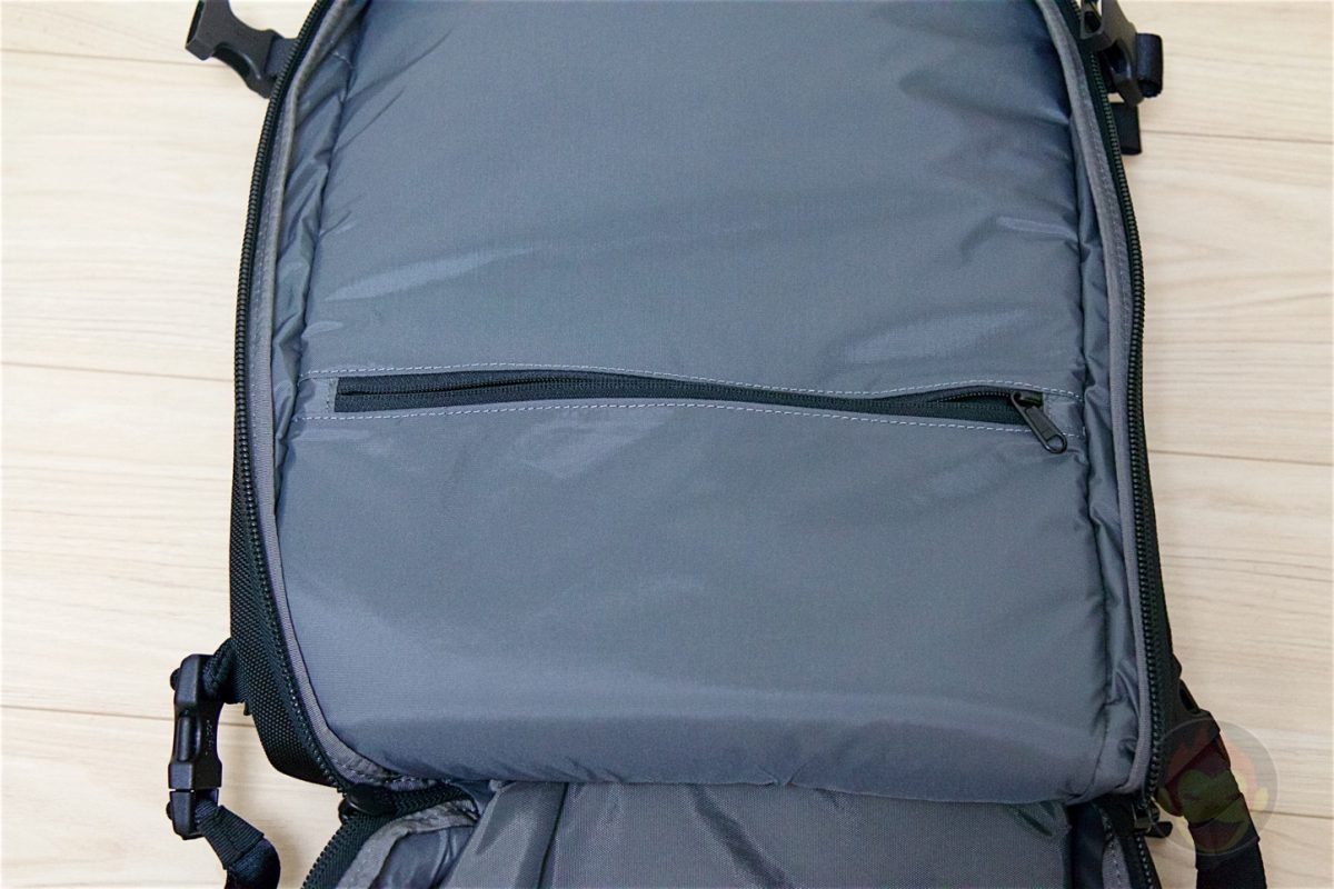 Aer-Travel-BackPack-on-Kickstarter-25.jpg