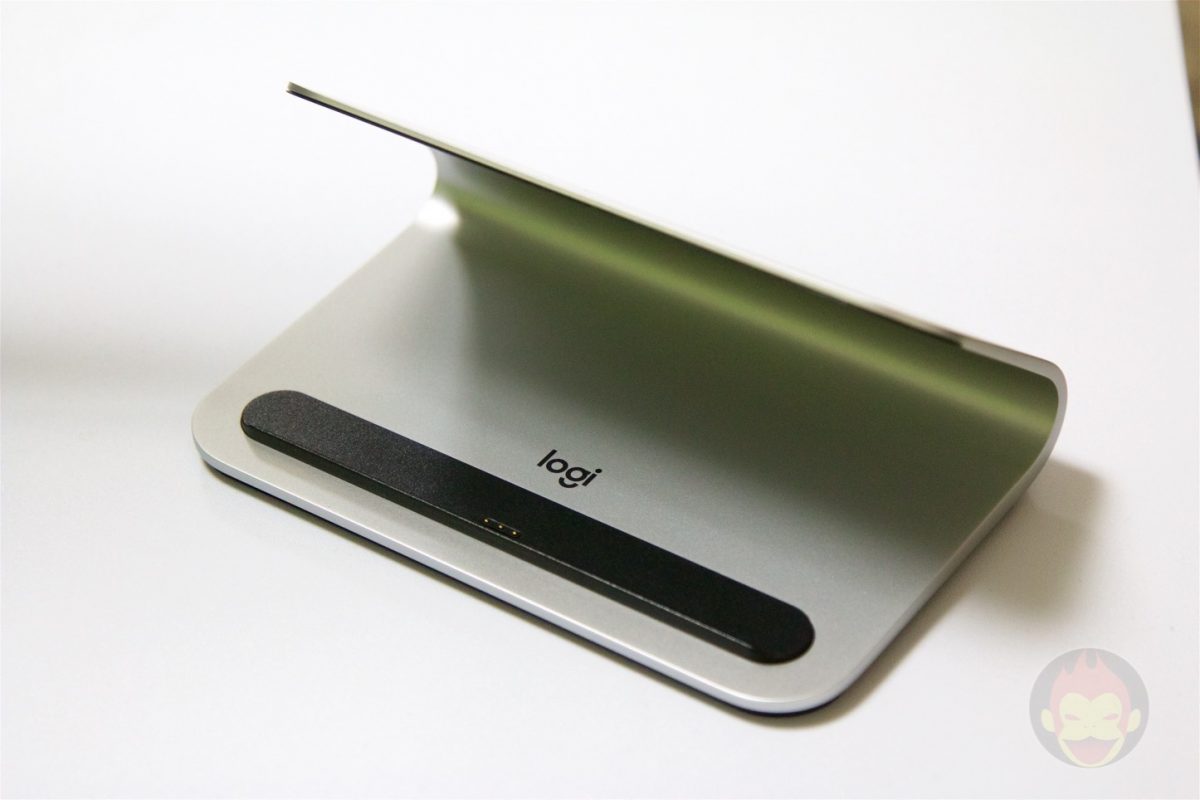 Logi-BASE-iPad-Pro-Stand-05.jpg