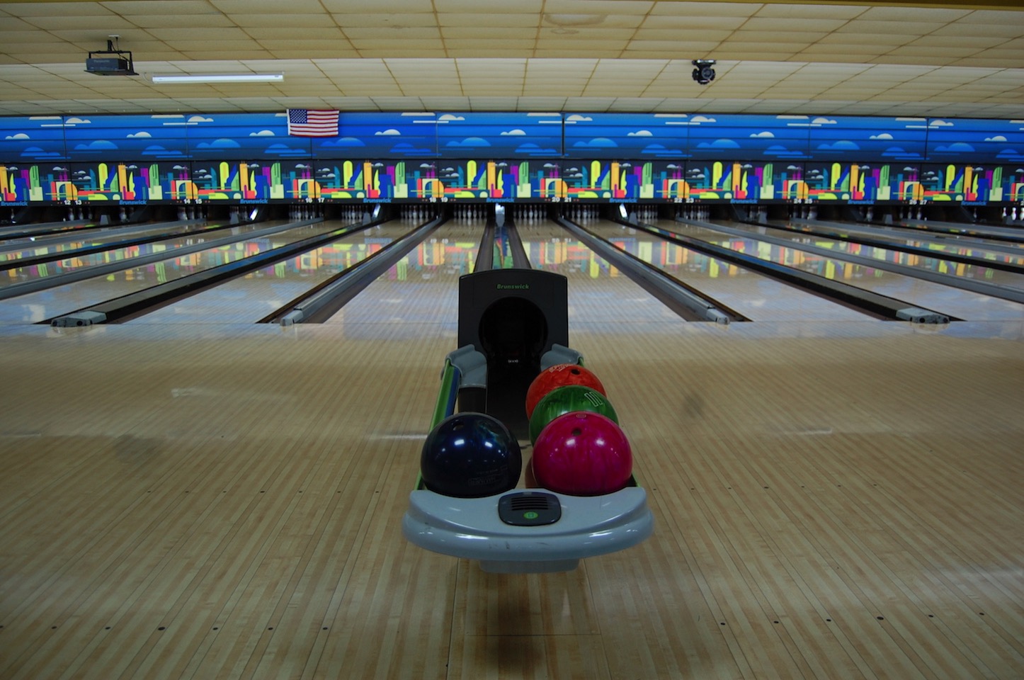 bowling-lane.jpg
