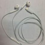 EarPods-with-Lightning-3.jpg