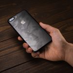 iPhone-7-Plus-Jet-Black-Design-review-10.jpg