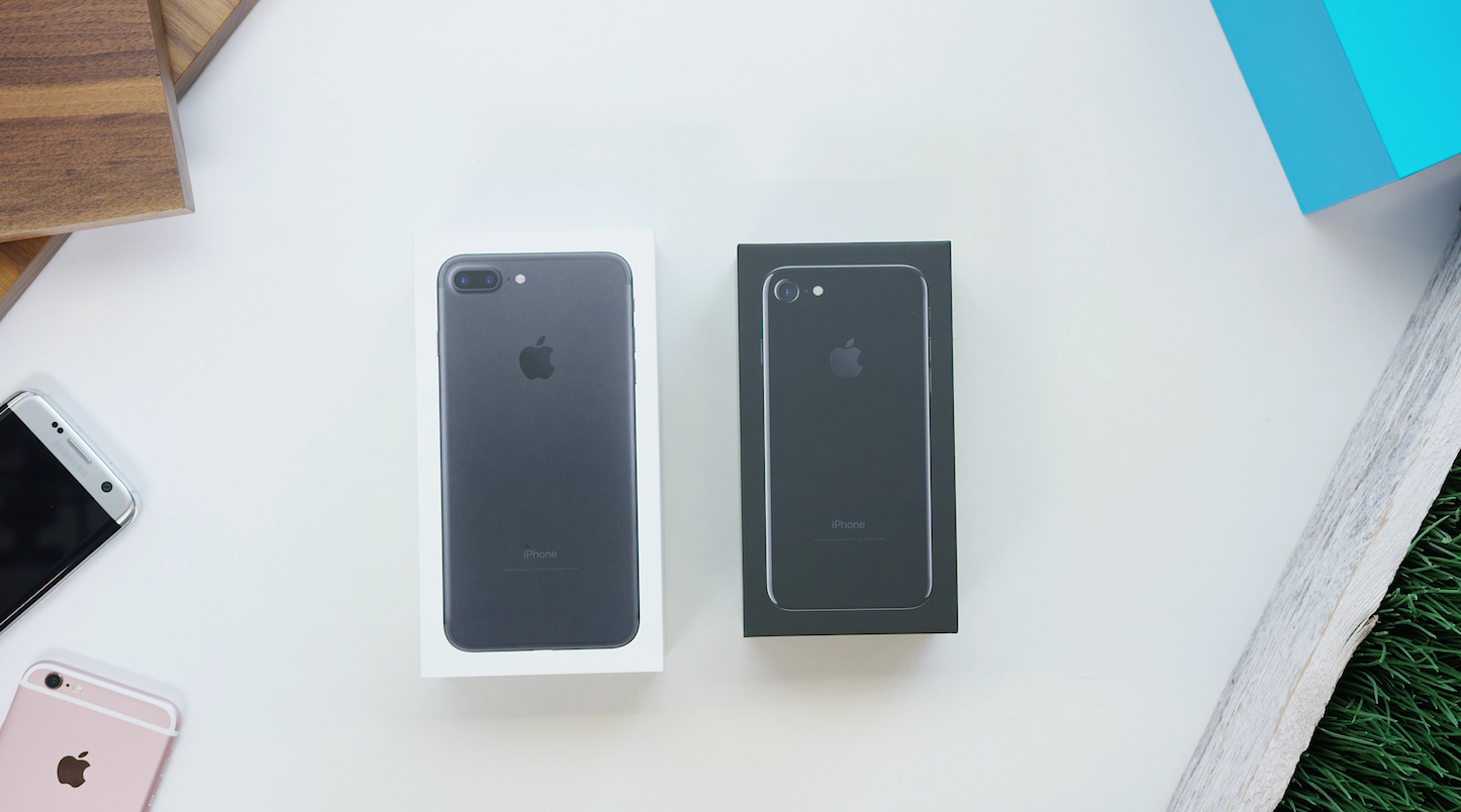 iphone-7-iphone-7-plus-unboxing.png