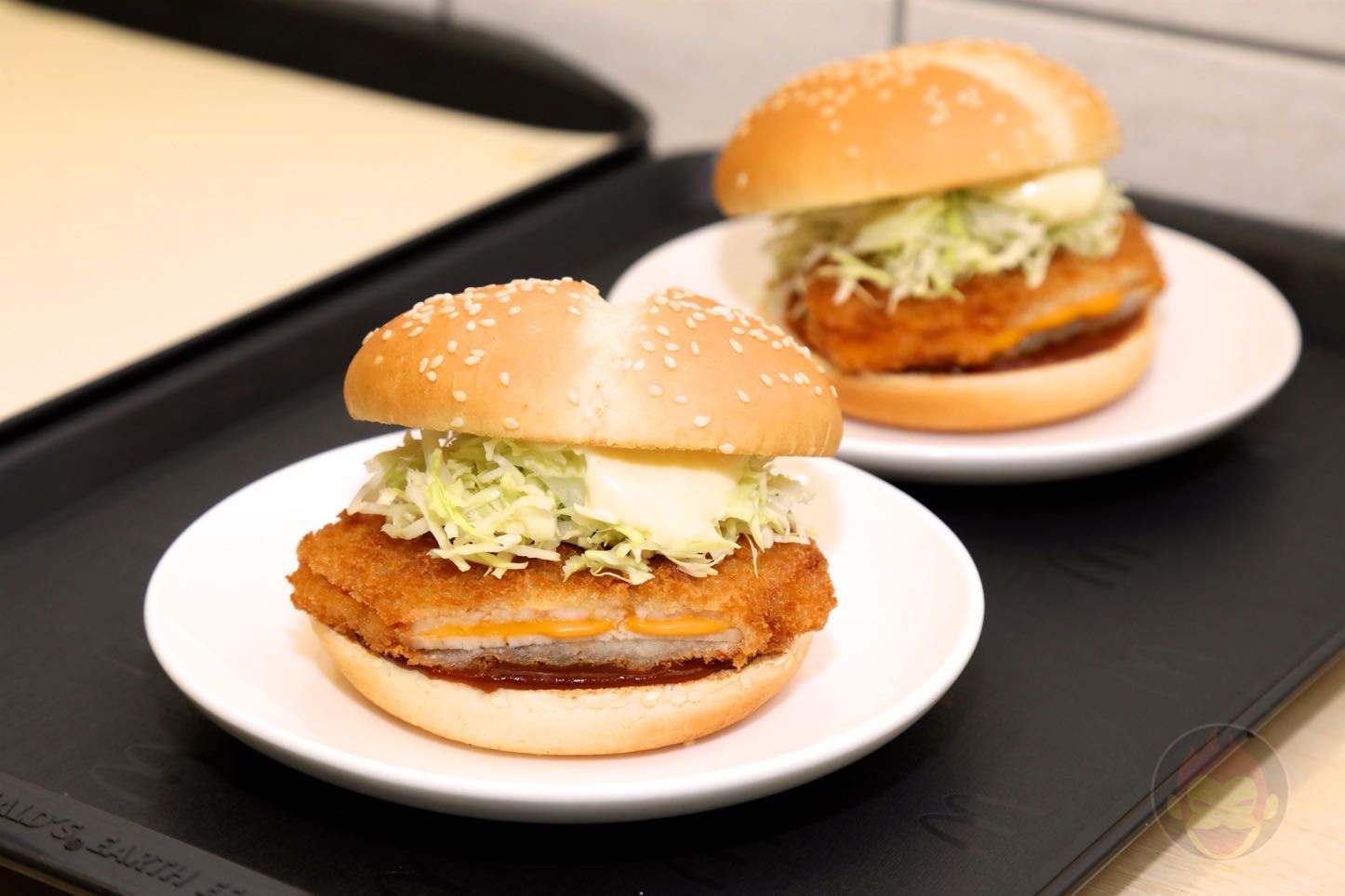 McDonalds-Cheese-Katsu-Burger-01.jpg